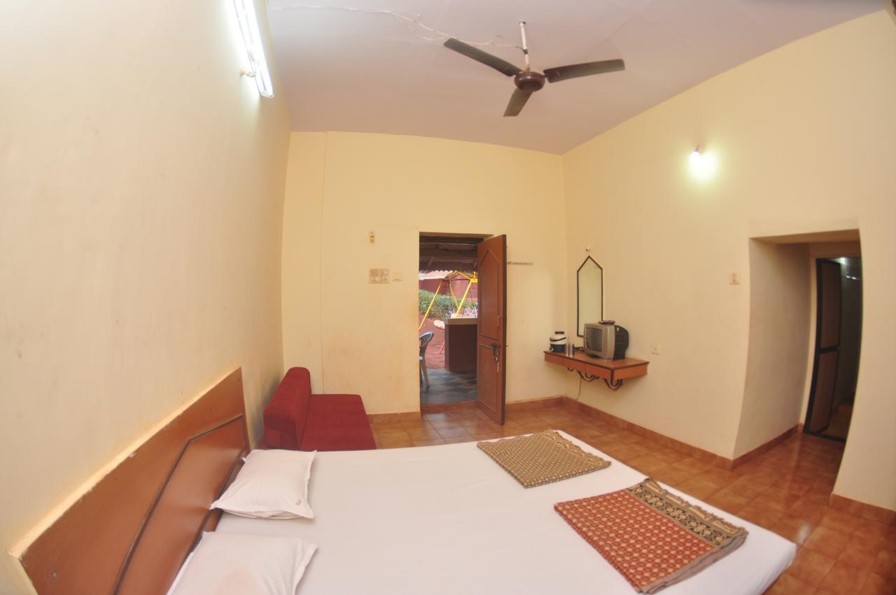 Gujarat Bhavan Hotel Matheran Exterior photo